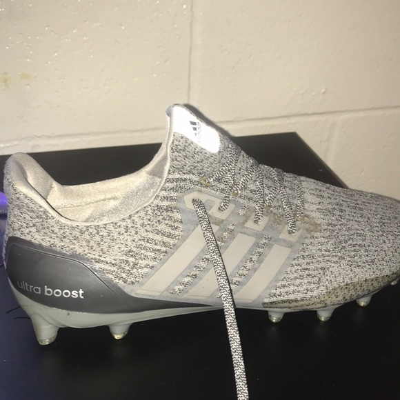 Yeezy cleats